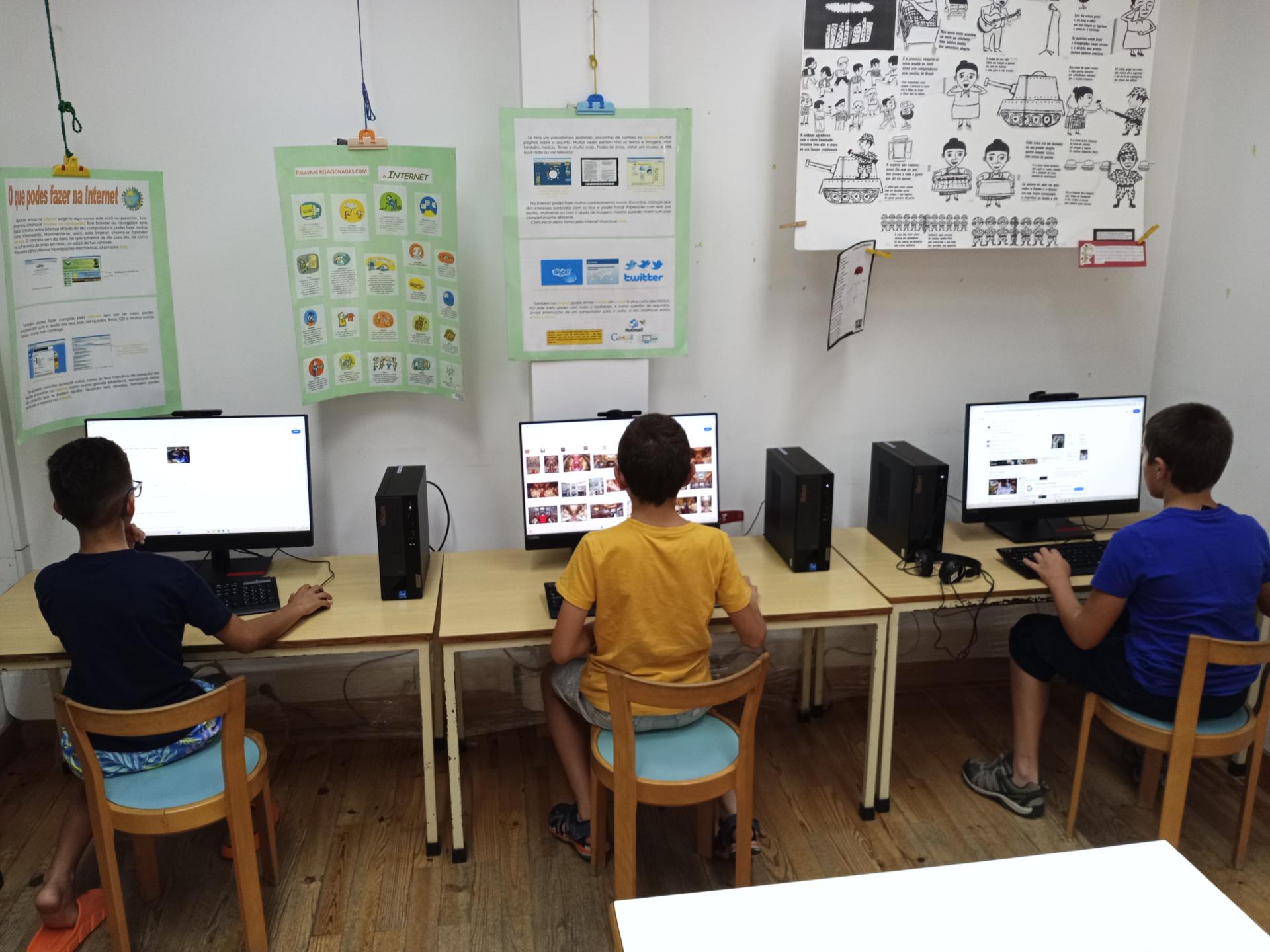 Computadores Prr Sala Infantil (2)